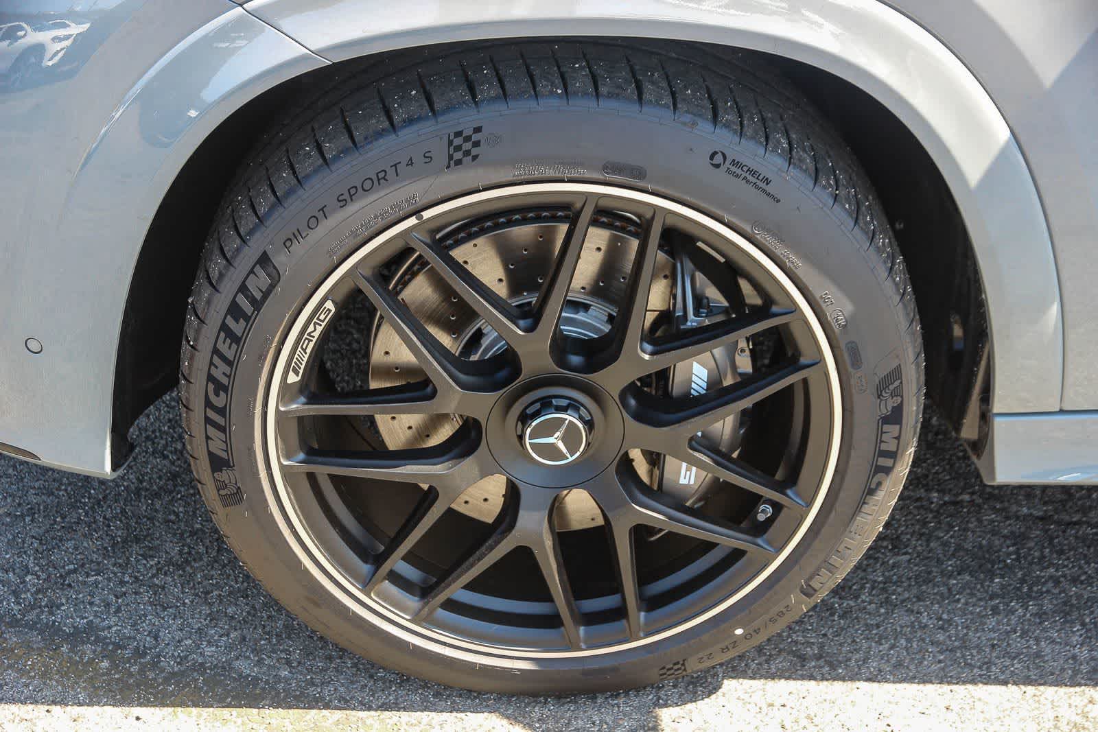 Thumbnail: 2026 Mercedes-Benz GLE - 10