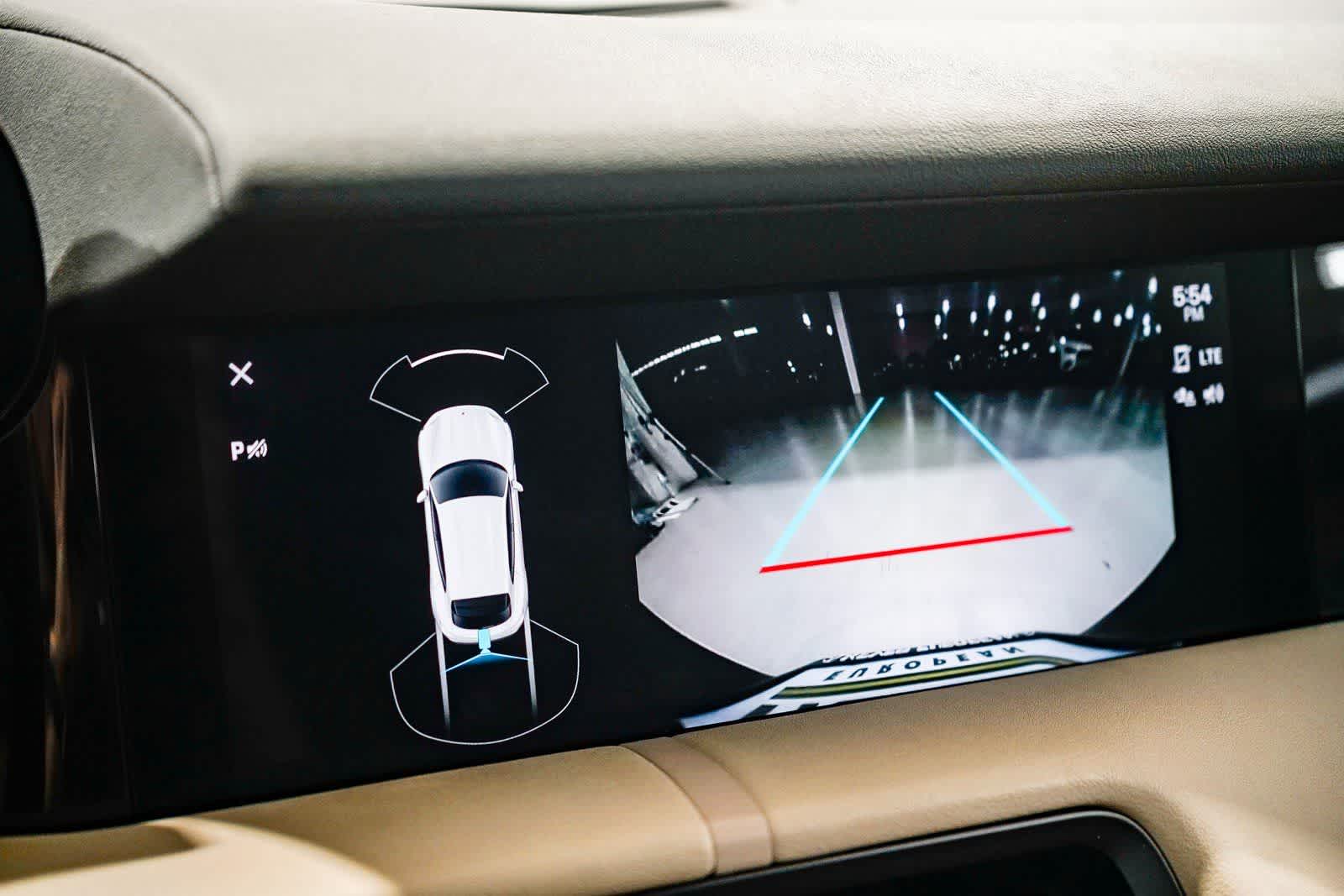 Thumbnail: 2023 Porsche Taycan - 26