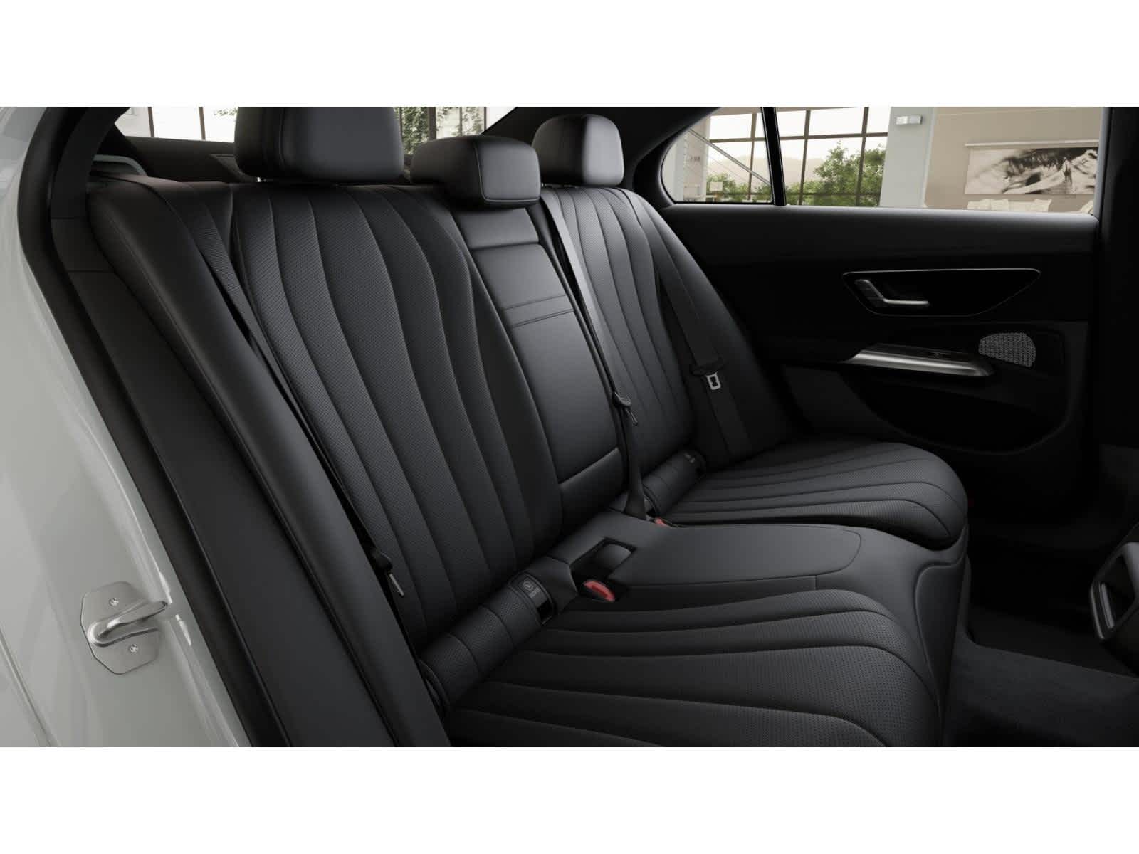 Thumbnail: 2026 Mercedes-Benz E-Class - 4