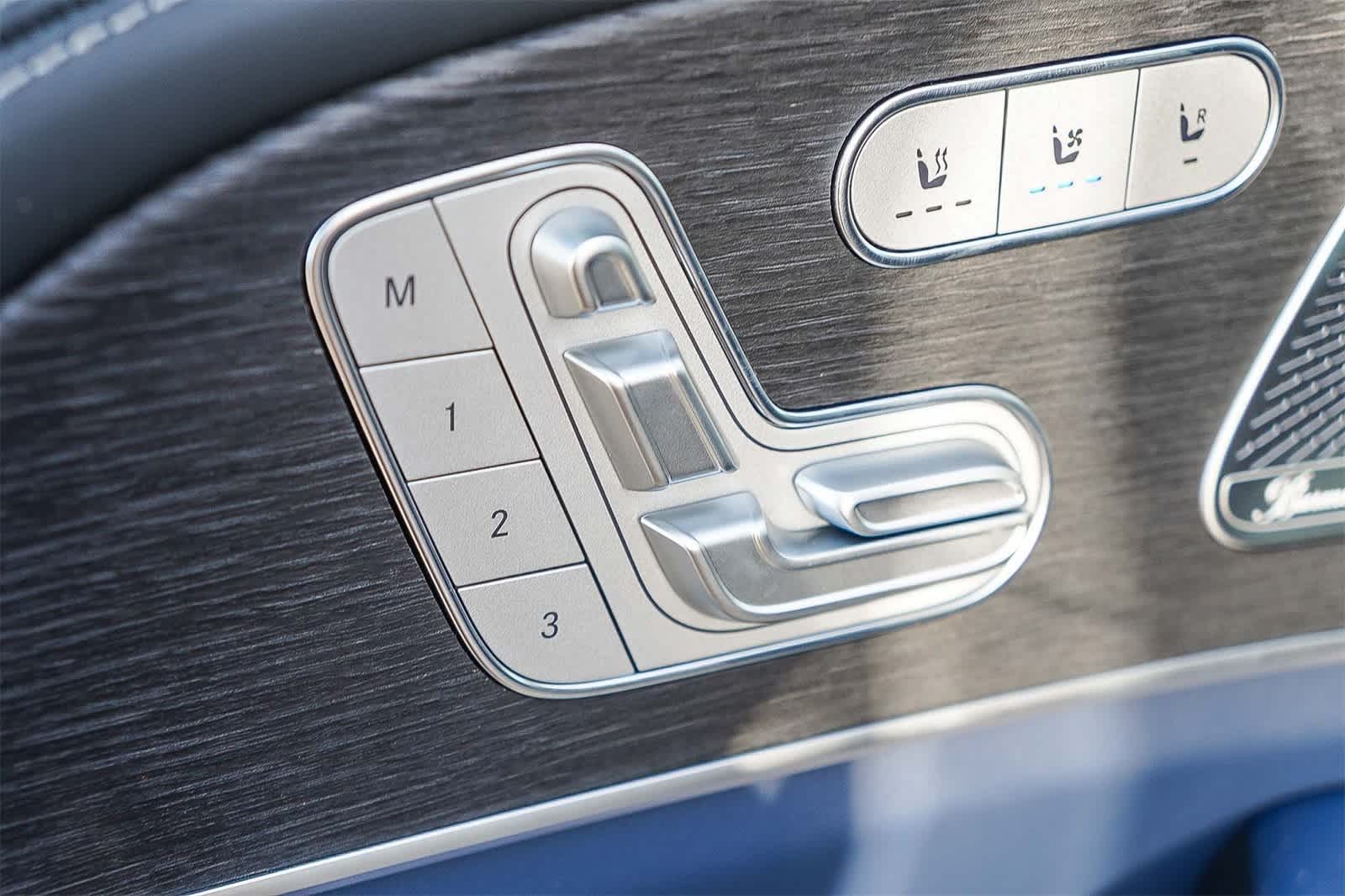 Thumbnail: 2026 Mercedes-Benz GLE - 25