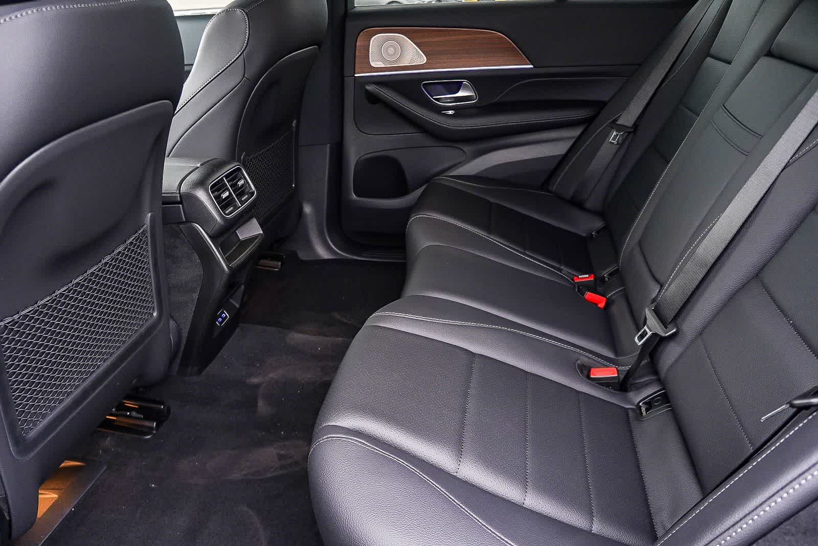 Thumbnail: 2026 Mercedes-Benz GLE - 23