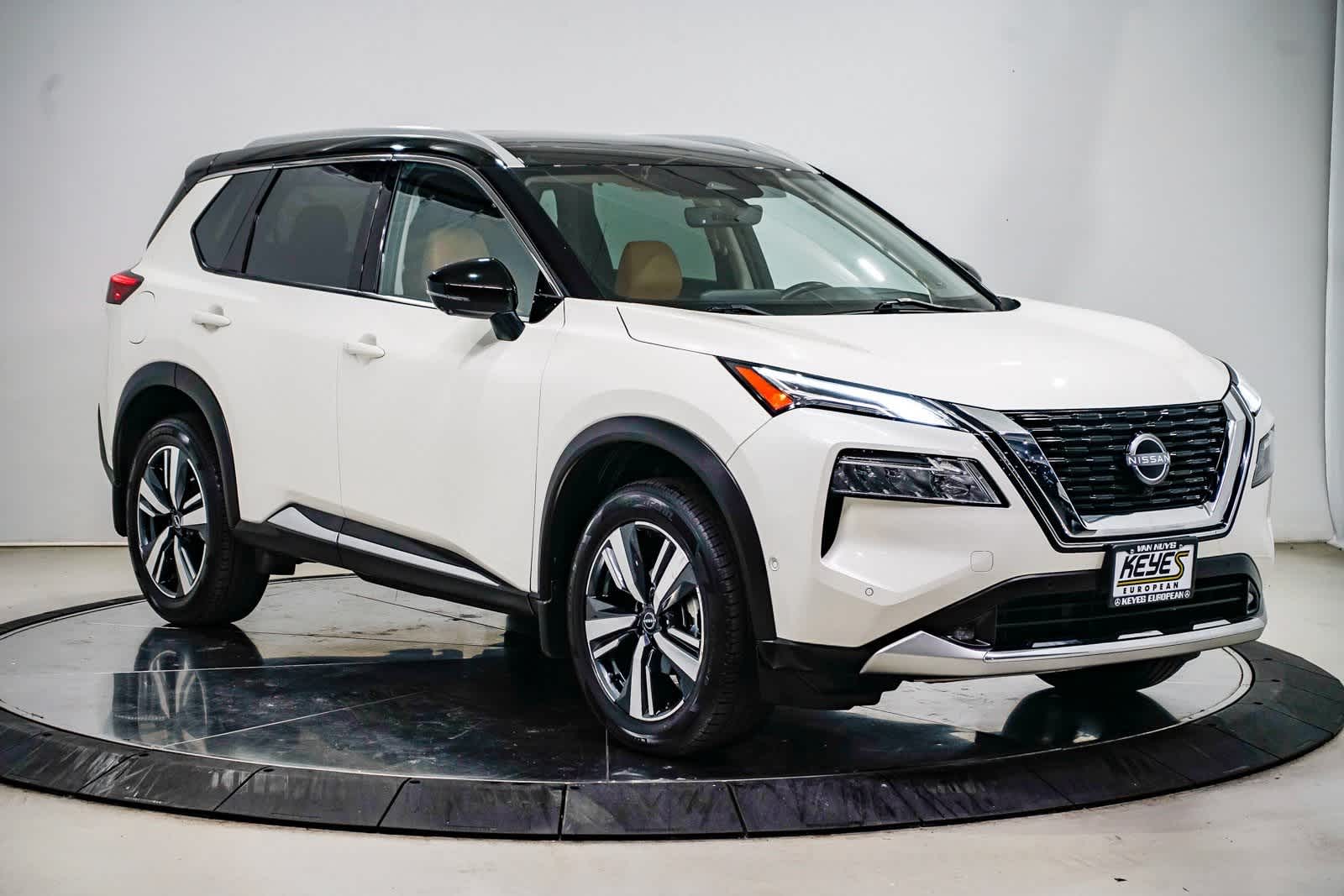 Thumbnail: 2022 Nissan Rogue - 5