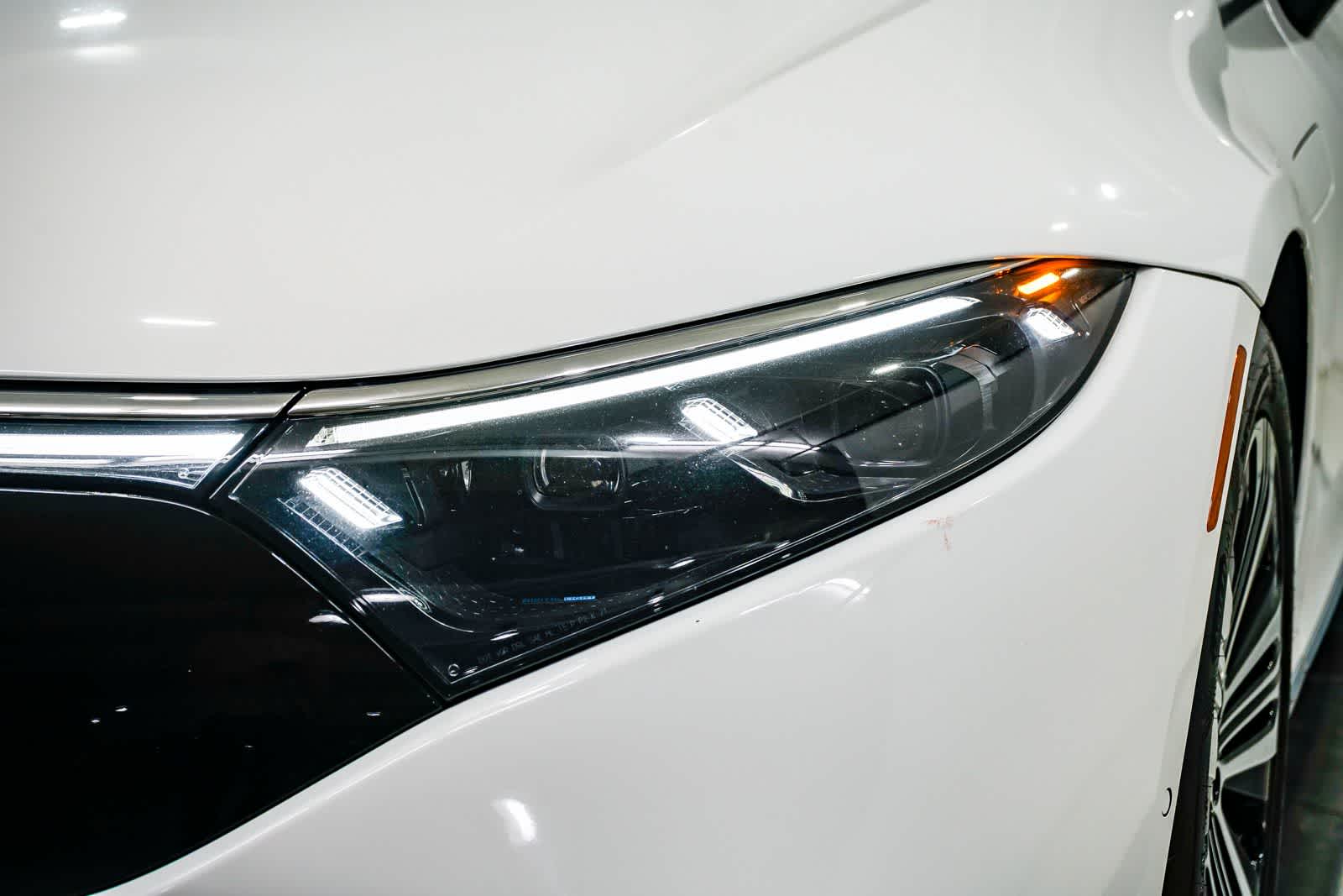 Thumbnail: 2023 Mercedes-Benz EQS - 7