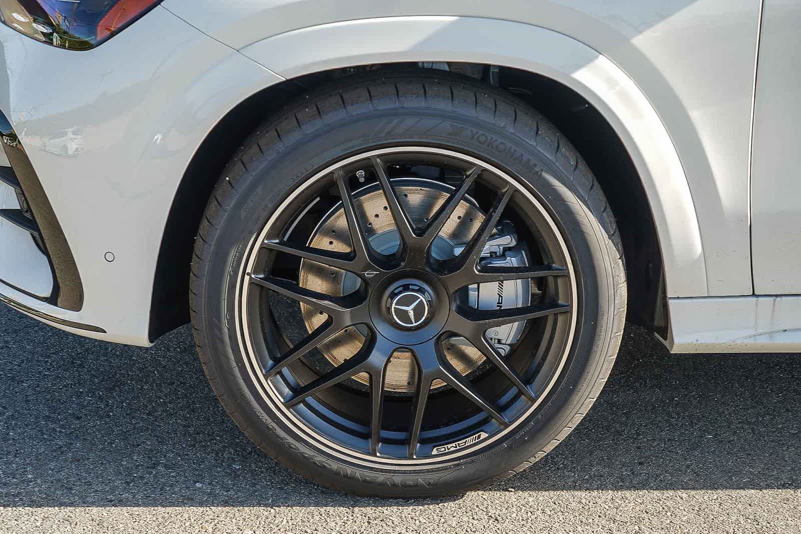 Thumbnail: 2026 Mercedes-Benz GLE - 10
