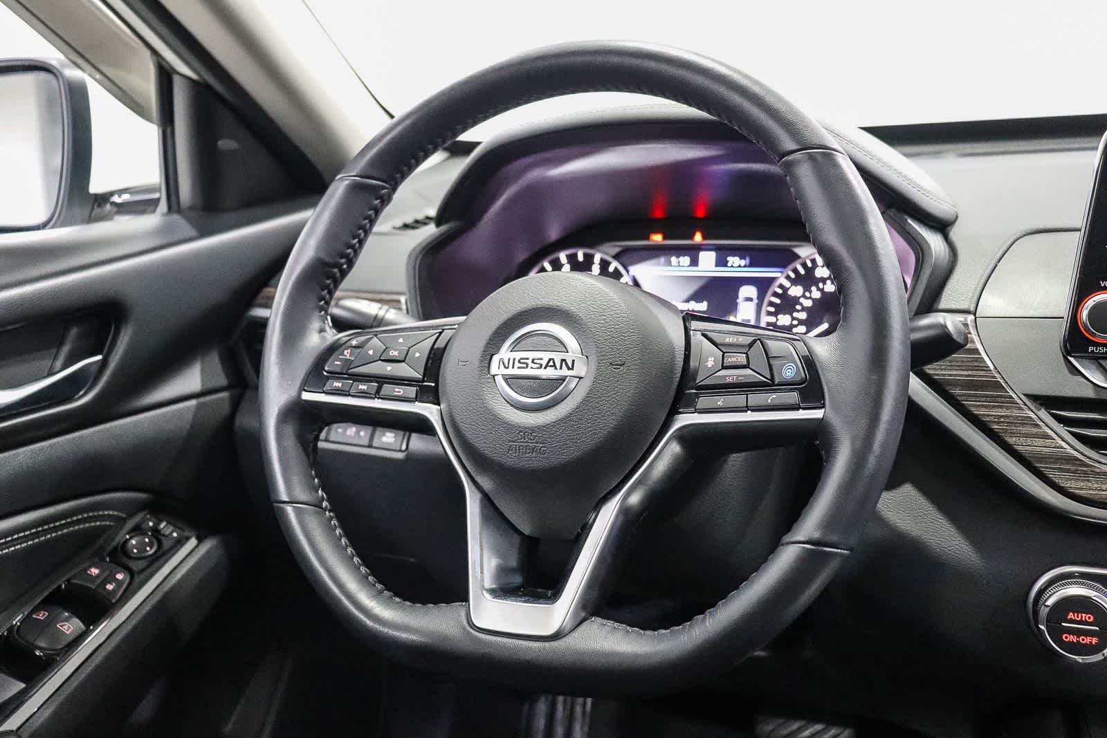 Thumbnail: 2020 Nissan Altima - 15
