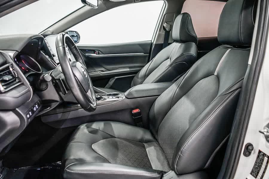 Thumbnail: 2023 Toyota Camry - 17