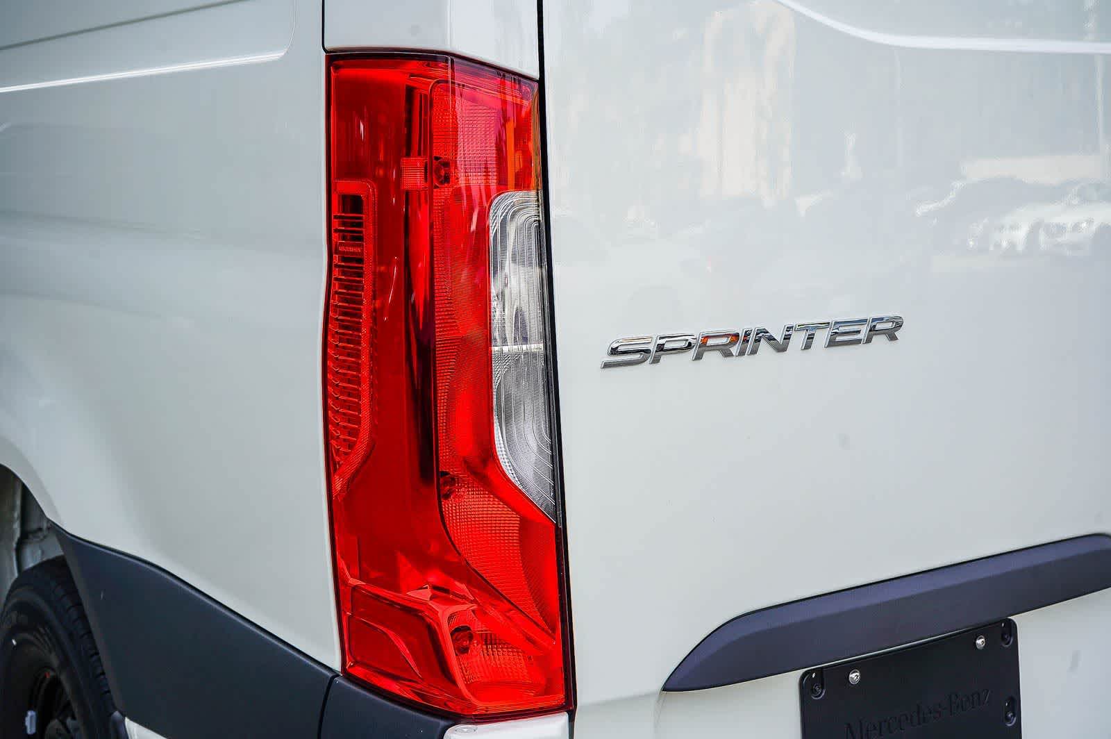 Thumbnail: 2026 Mercedes-Benz Sprinter - 7