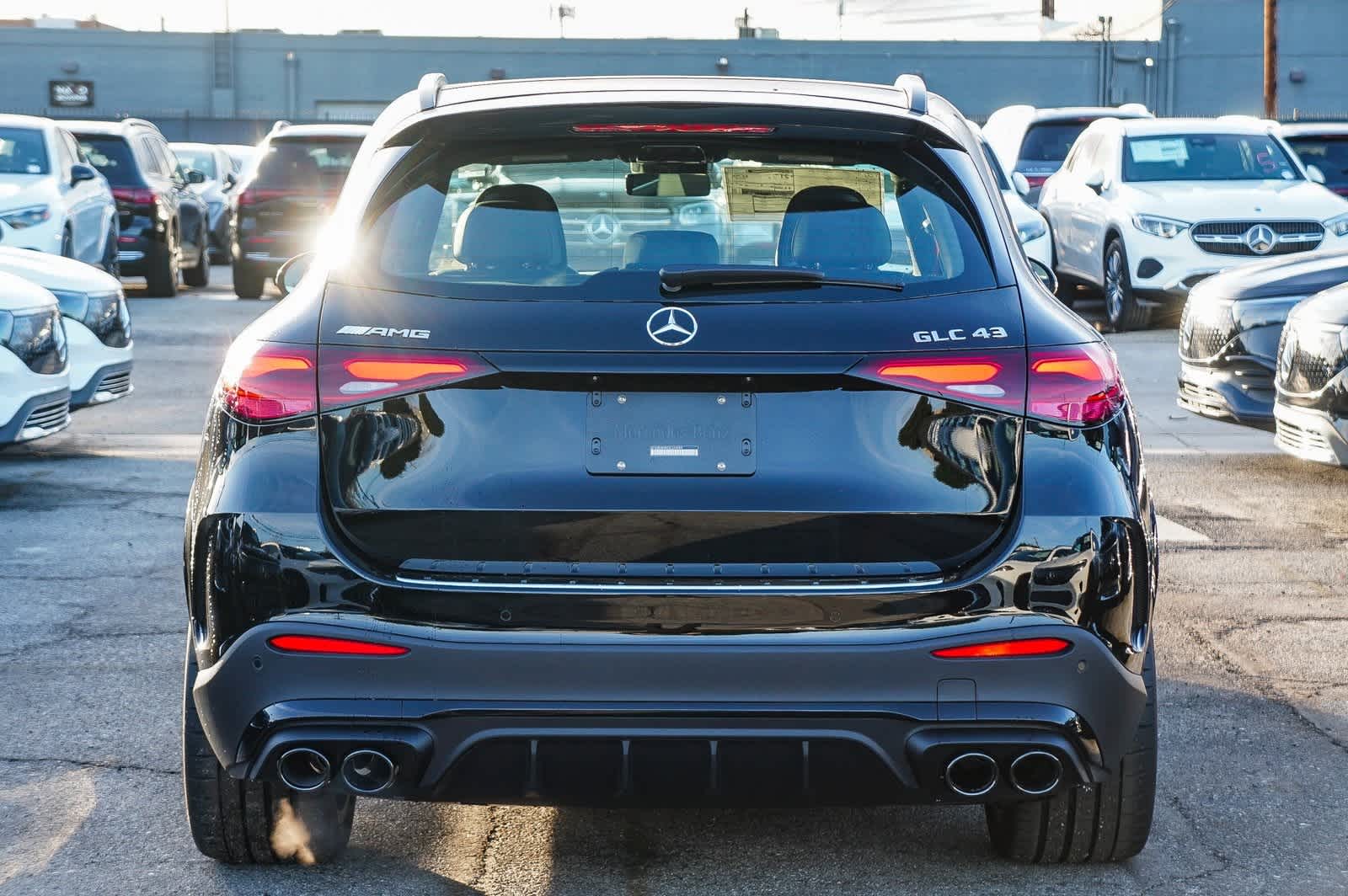 Thumbnail: 2025 Mercedes-Benz GLC - 3