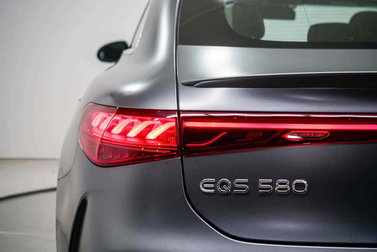 Thumbnail: 2023 Mercedes-Benz EQS - 9