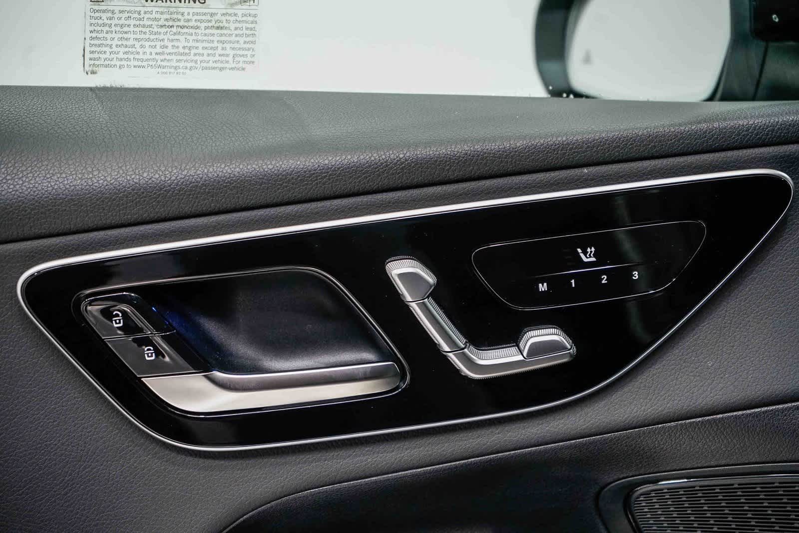 Thumbnail: 2025 Mercedes-Benz GLC - 19