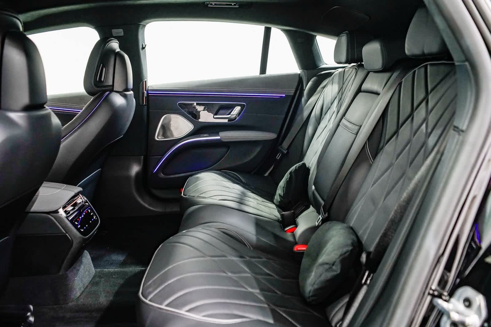 Thumbnail: 2023 Mercedes-Benz EQS - 18