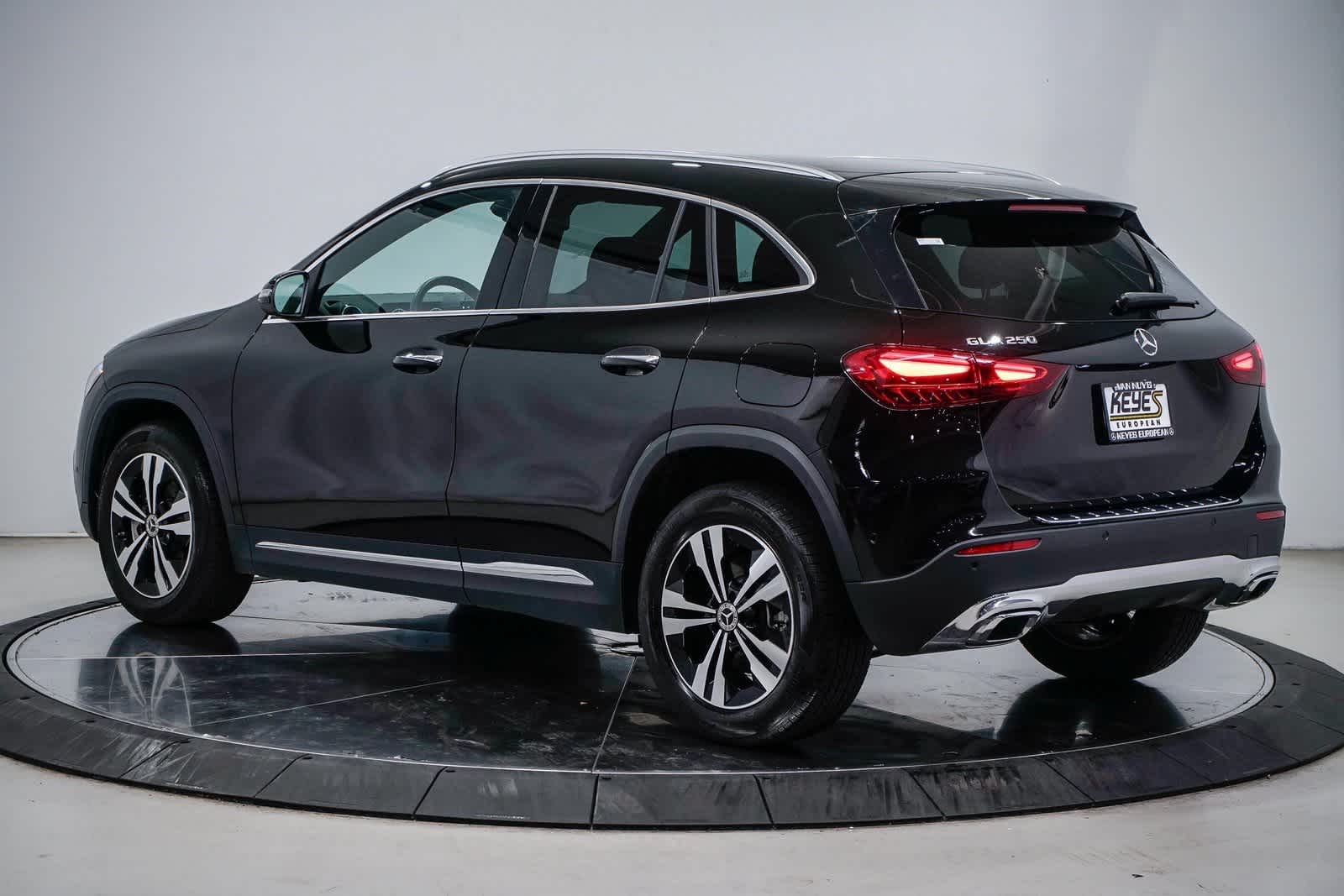 Thumbnail: 2025 Mercedes-Benz GLA - 2