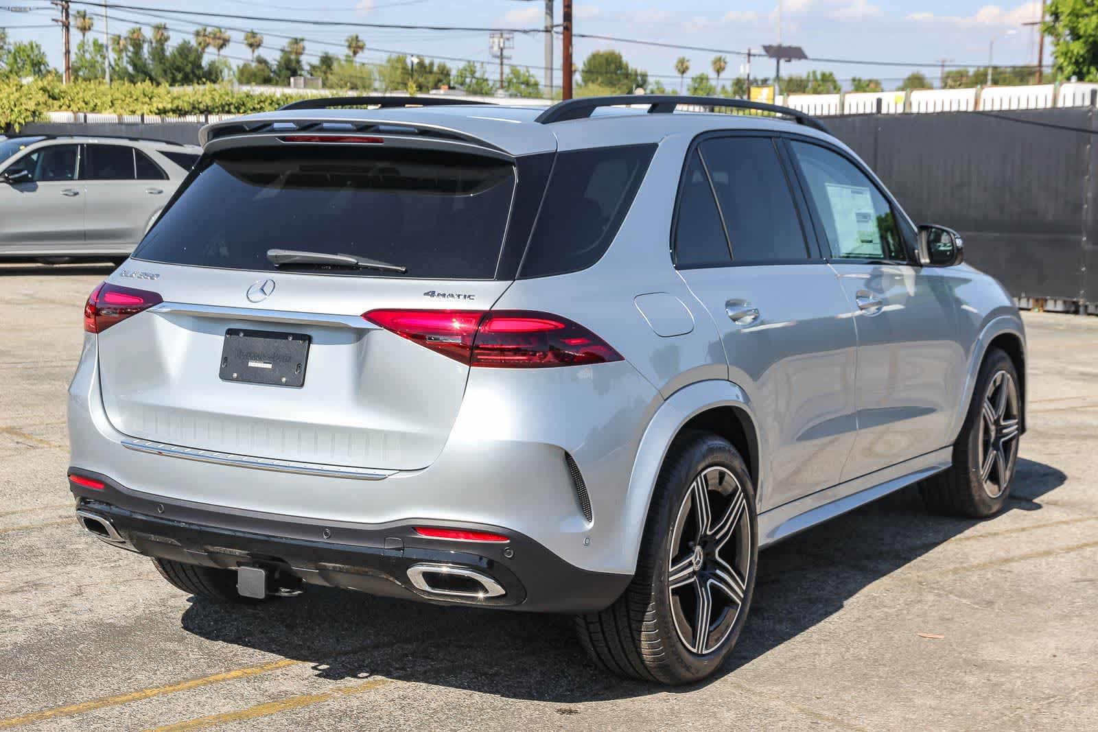 Thumbnail: 2026 Mercedes-Benz GLE - 4