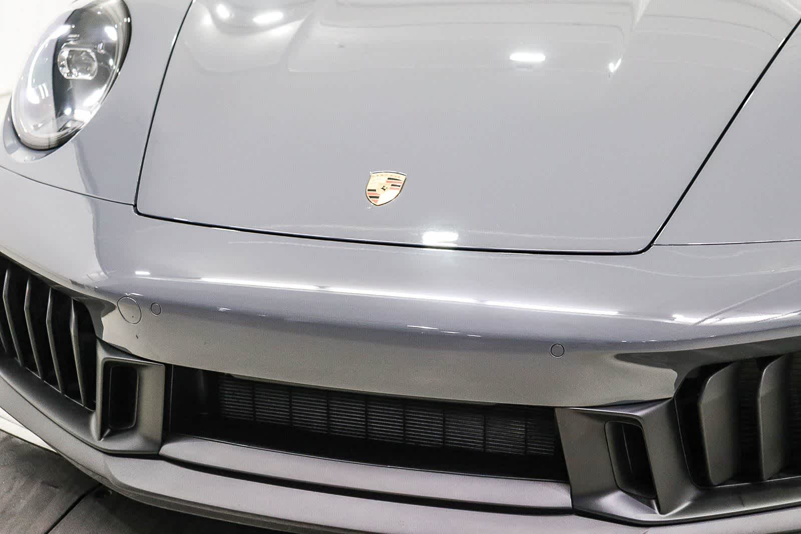 Thumbnail: 2026 Porsche 911 - 8