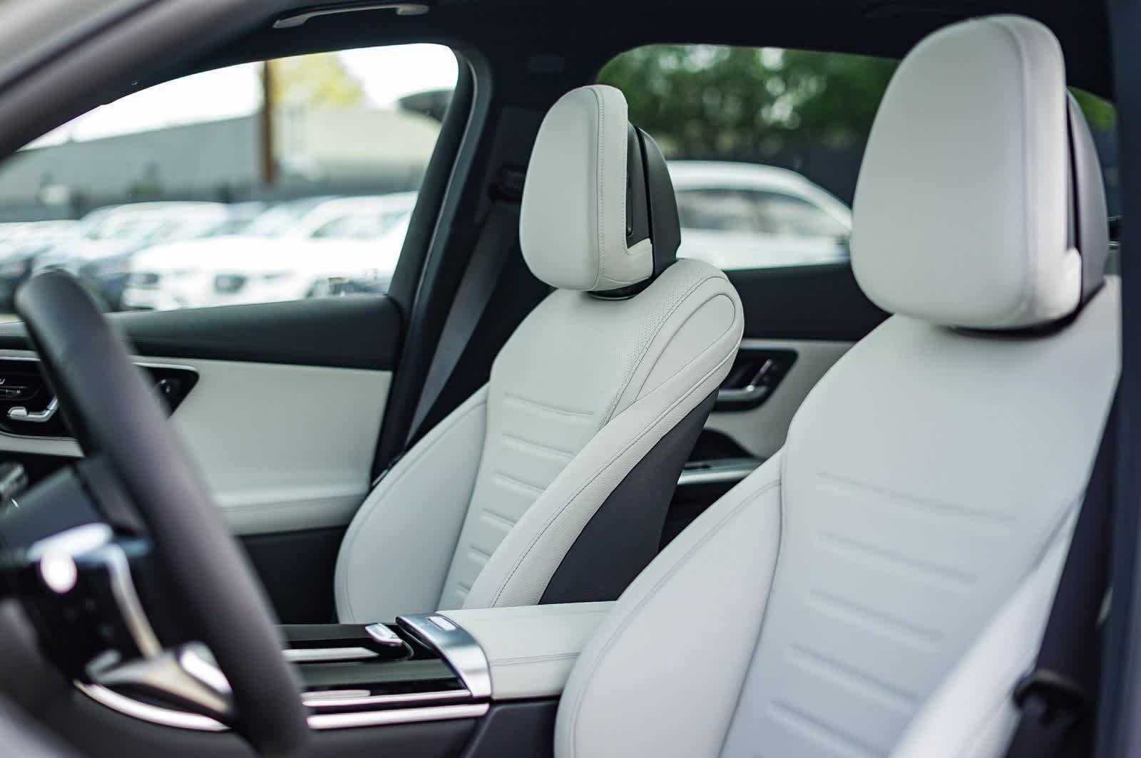 Thumbnail: 2026 Mercedes-Benz GLC - 18