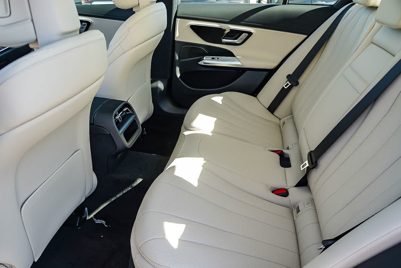 Thumbnail: 2026 Mercedes-Benz E-Class - 23