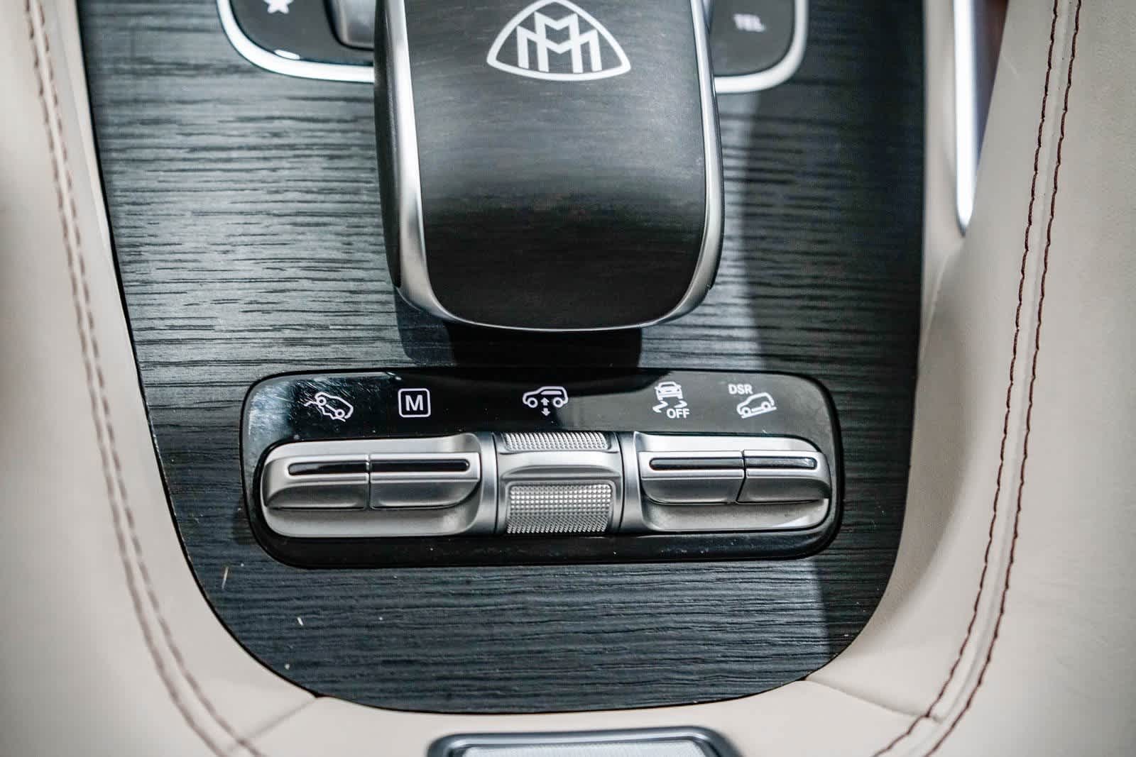 Thumbnail: 2024 Mercedes-Benz GLS - 32