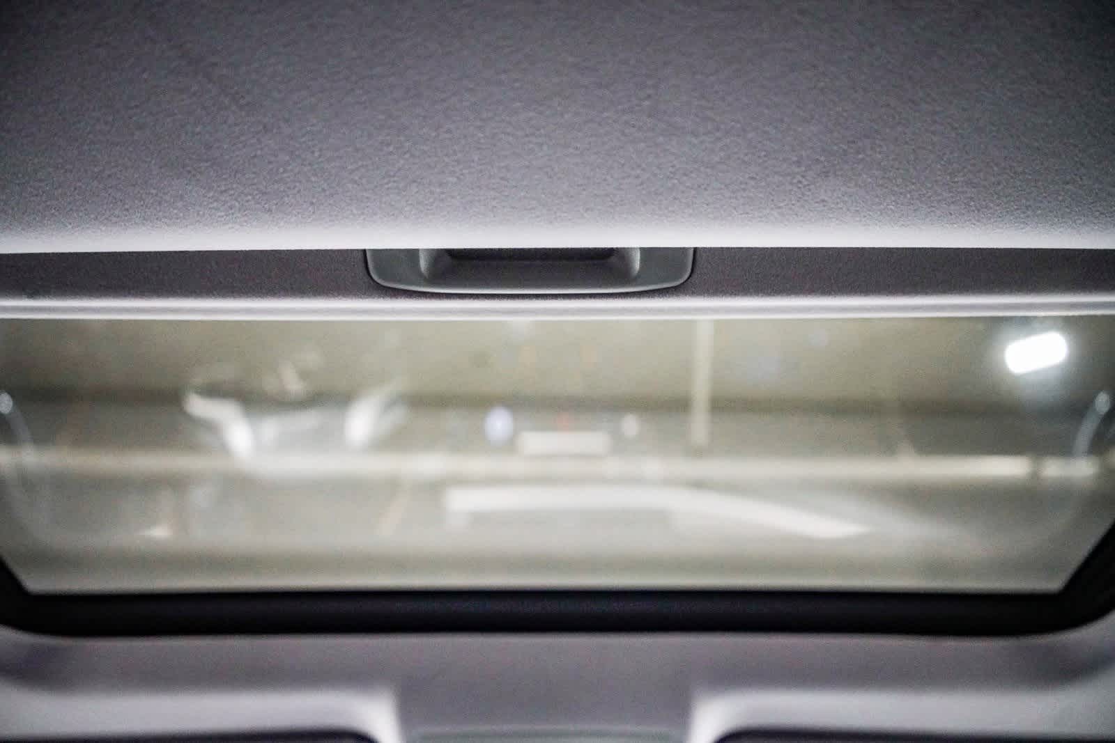 Thumbnail: 2017 Lexus ES - 11