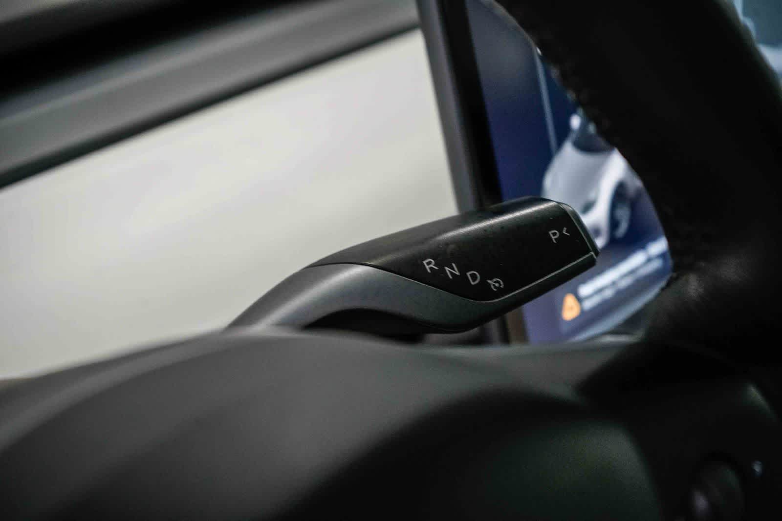 Thumbnail: 2020 Tesla Model 3 - 21