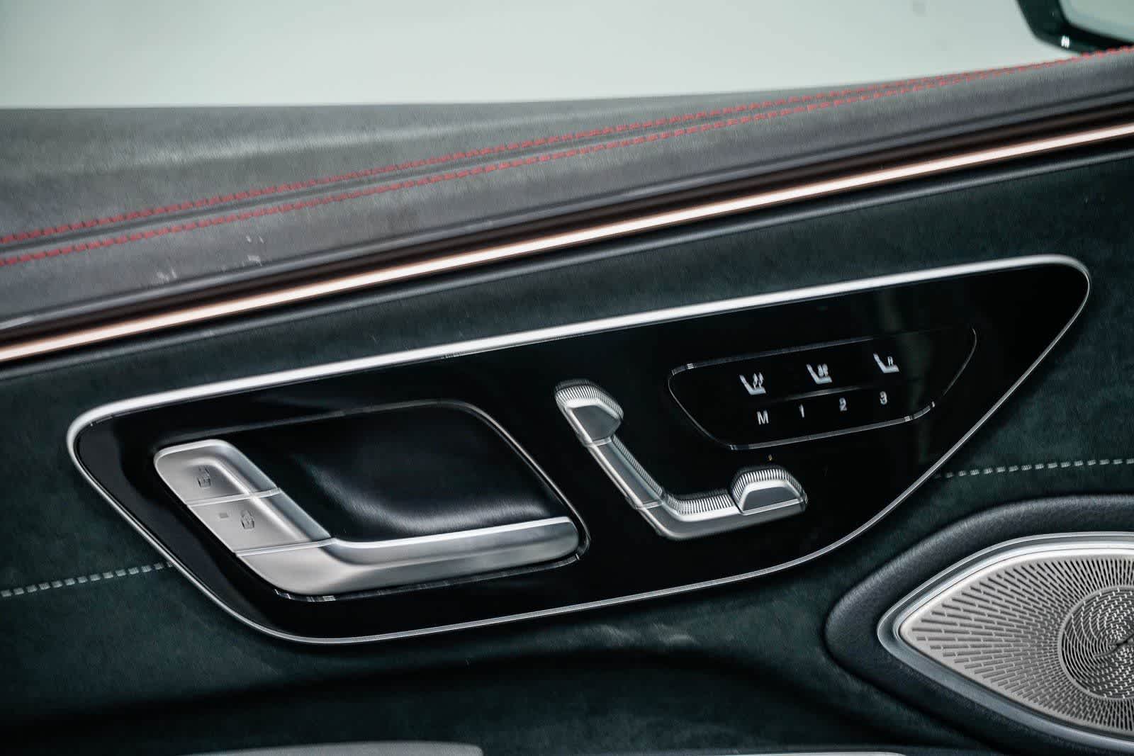 Thumbnail: 2023 Mercedes-Benz EQS - 20