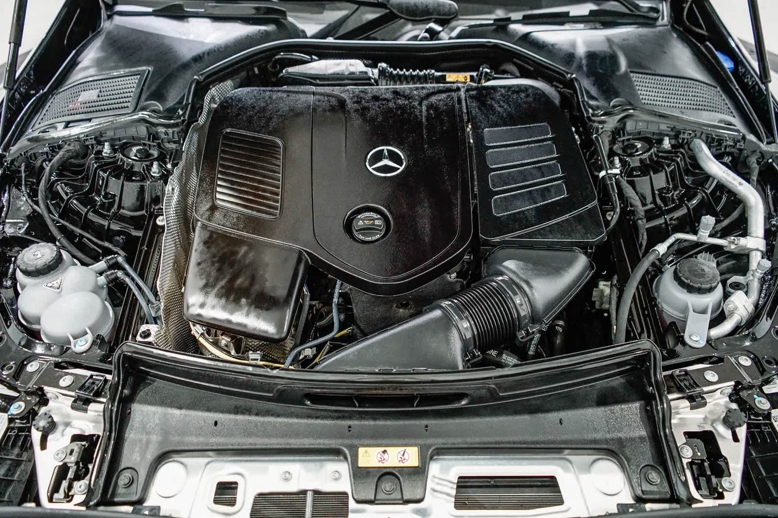 Thumbnail: 2025 Mercedes-Benz C-Class - 28