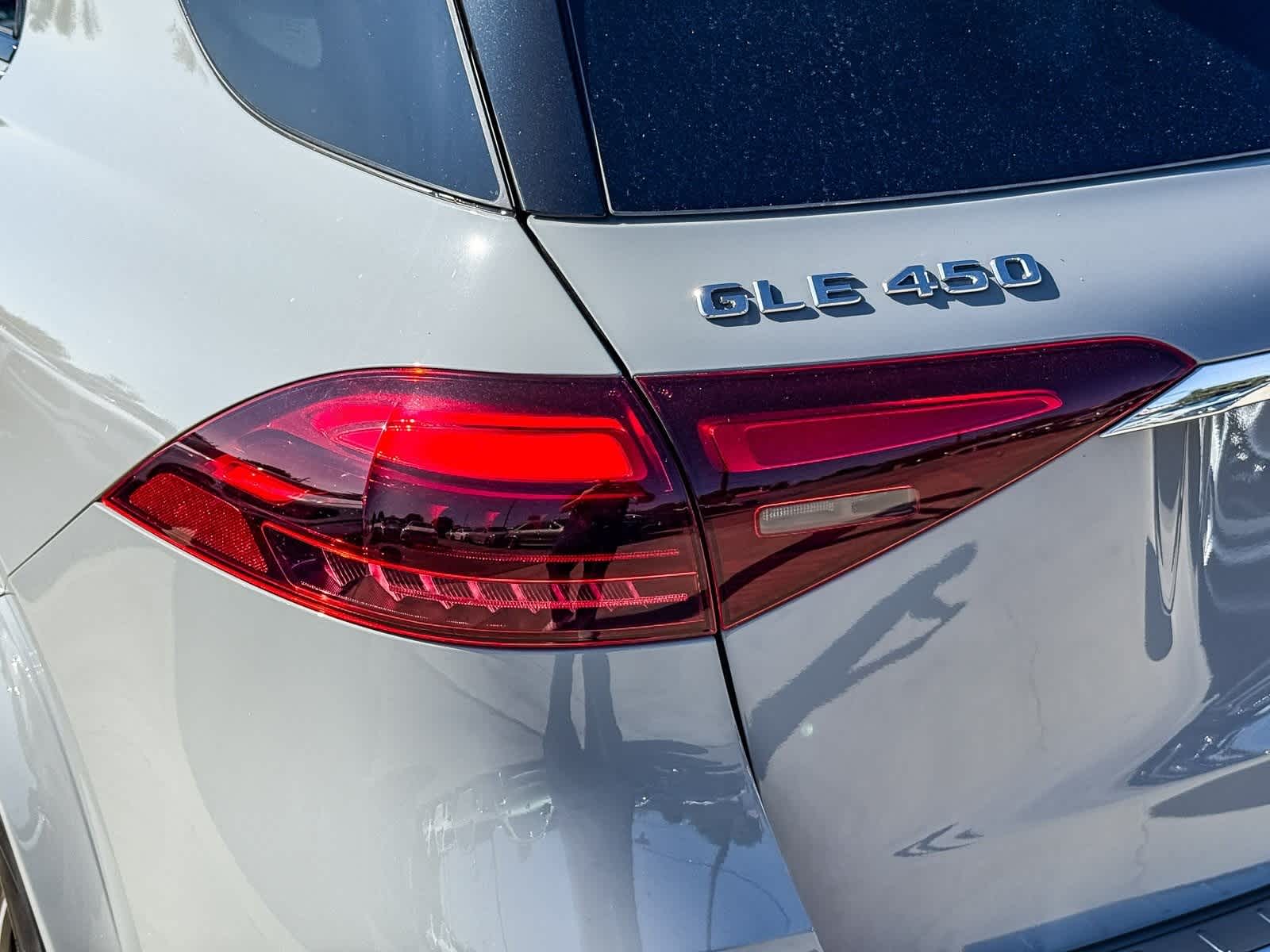 Thumbnail: 2026 Mercedes-Benz GLE - 7