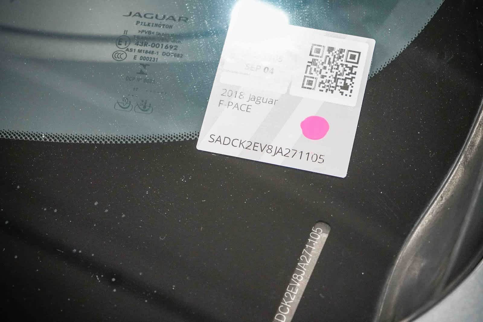 Thumbnail: 2018 Jaguar F-Pace - 29