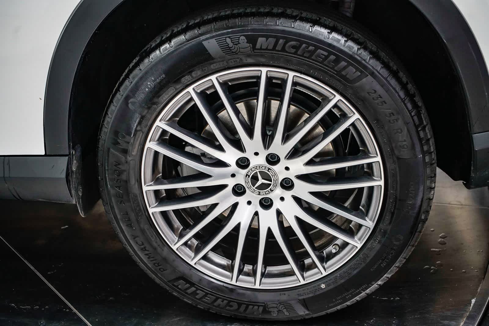 Thumbnail: 2025 Mercedes-Benz GLC - 10