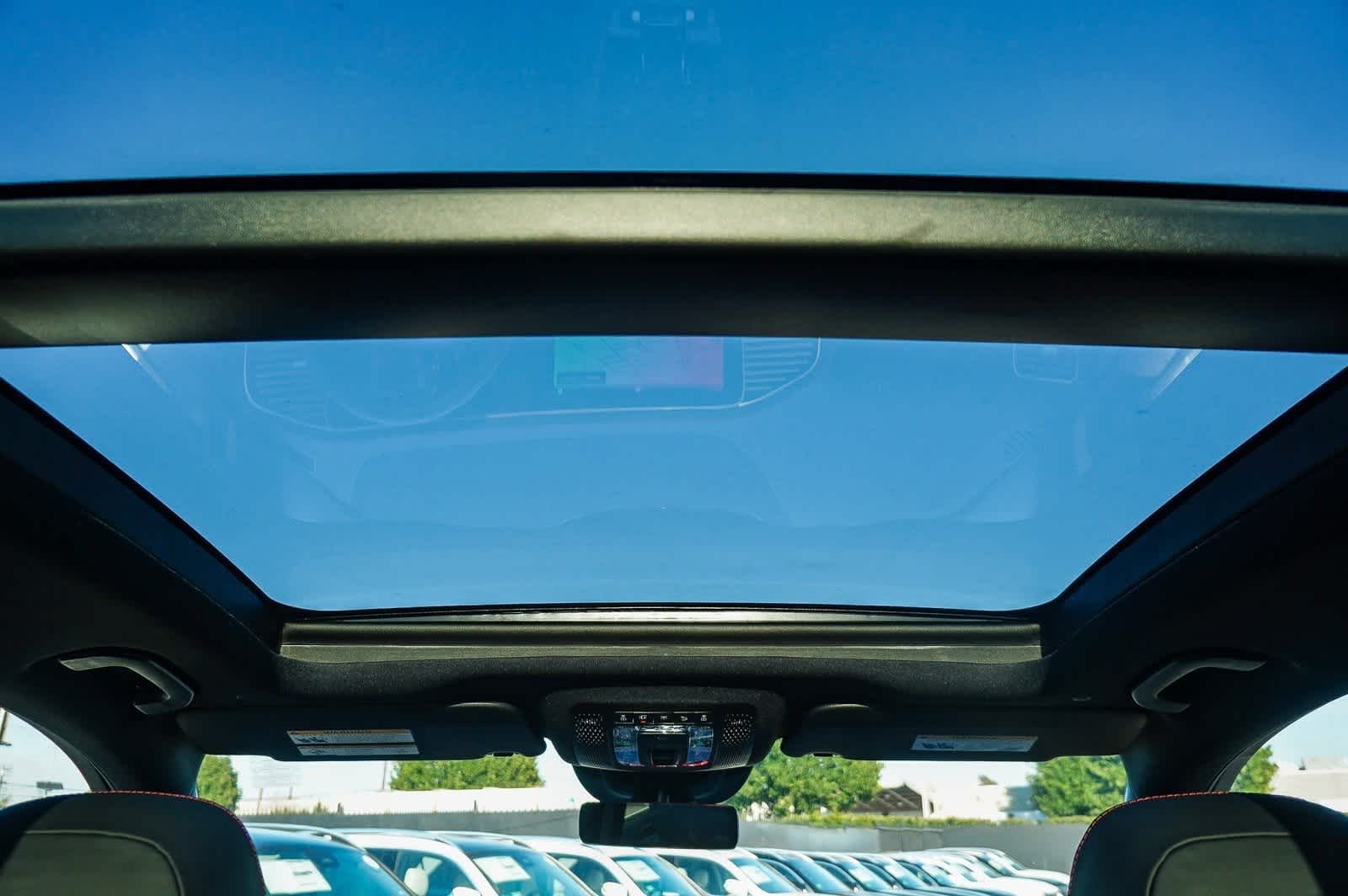 Thumbnail: 2025 Mercedes-Benz GLE - 12