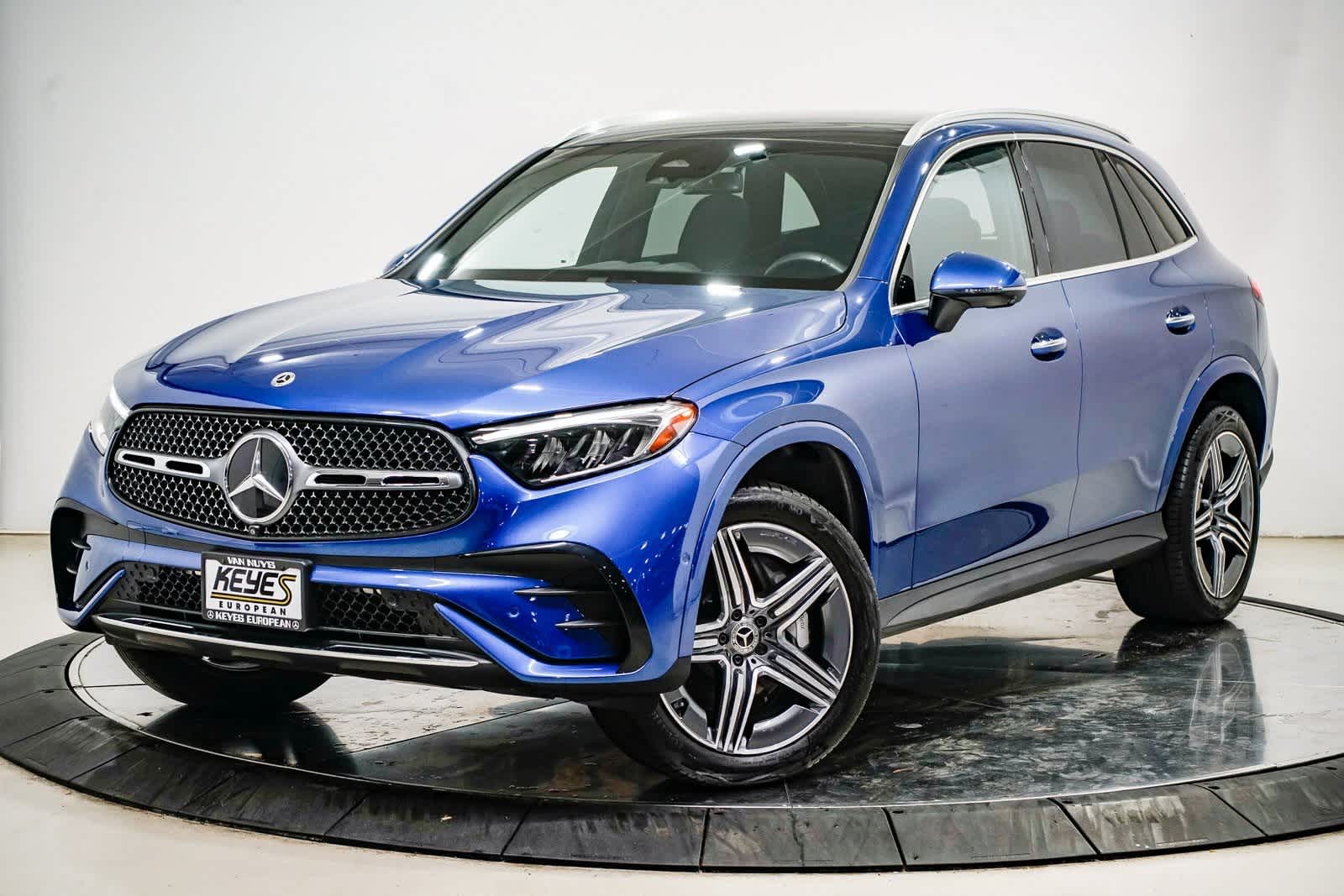 Thumbnail: 2023 Mercedes-Benz GLC - 1