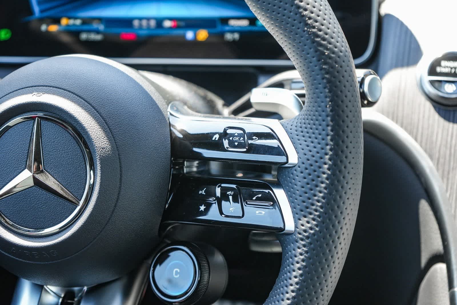 Thumbnail: 2025 Mercedes-Benz GLC - 20