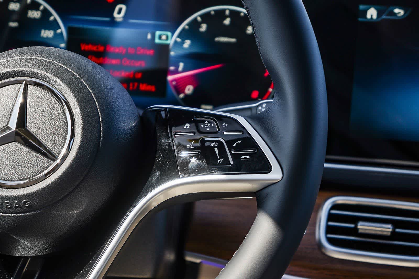 Thumbnail: 2026 Mercedes-Benz GLE - 19