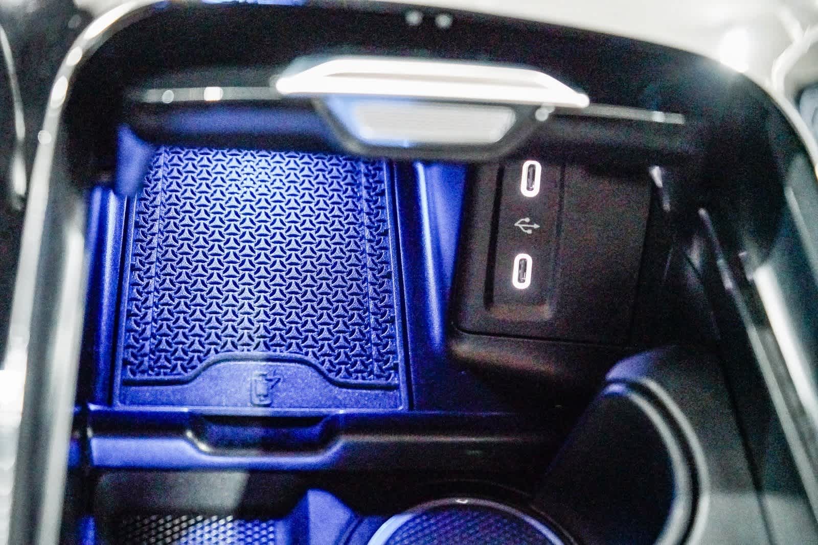 Thumbnail: 2025 Mercedes-Benz GLC - 22