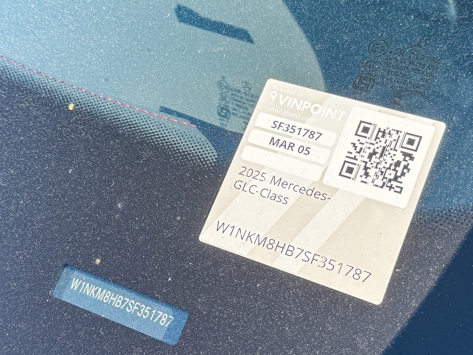 Thumbnail: 2025 Mercedes-Benz GLC - 30