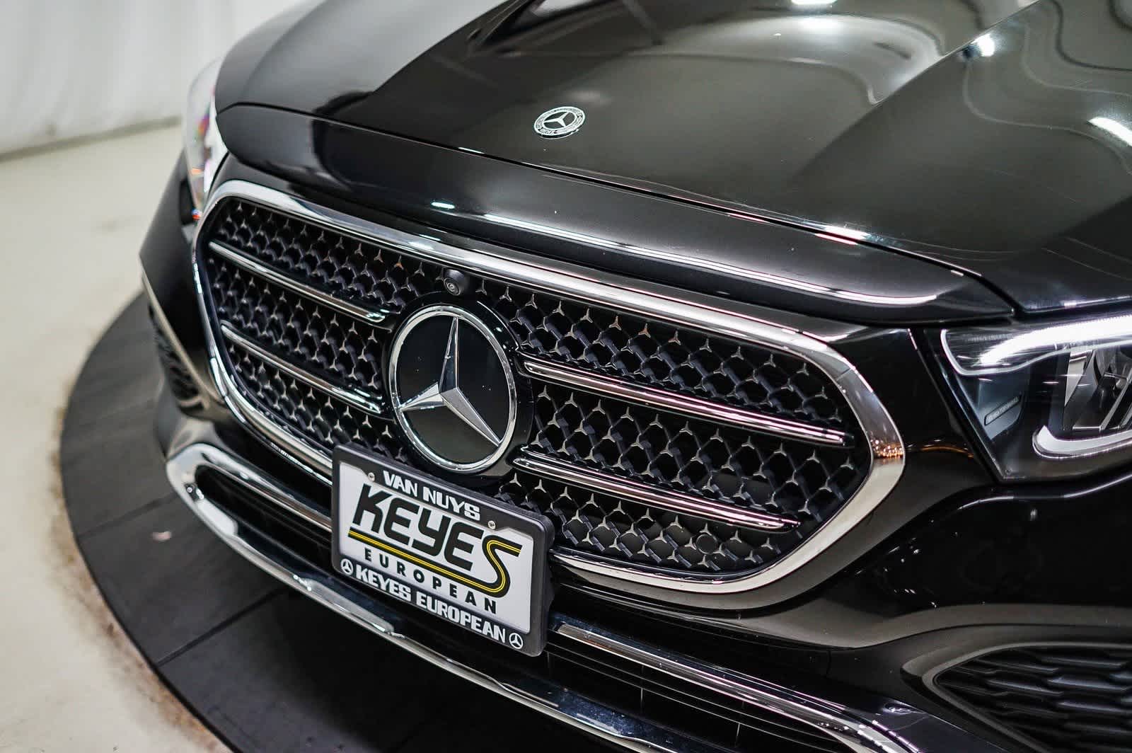 Thumbnail: 2025 Mercedes-Benz E-Class - 8