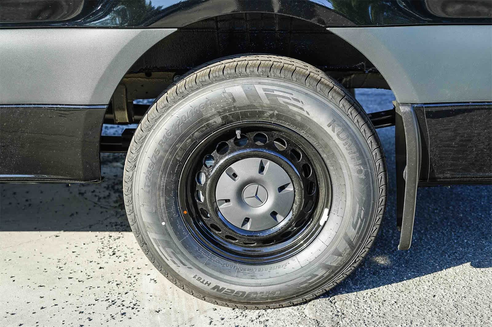 Thumbnail: 2026 Mercedes-Benz Sprinter - 10