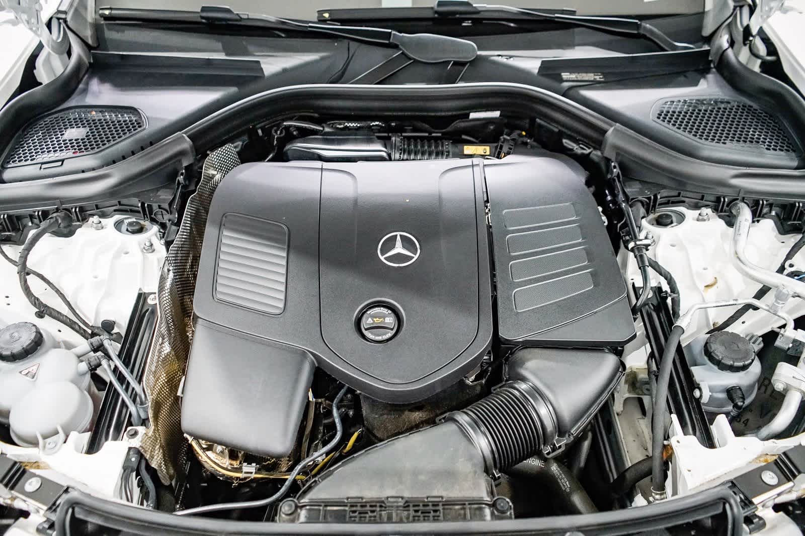 Thumbnail: 2025 Mercedes-Benz GLC - 28