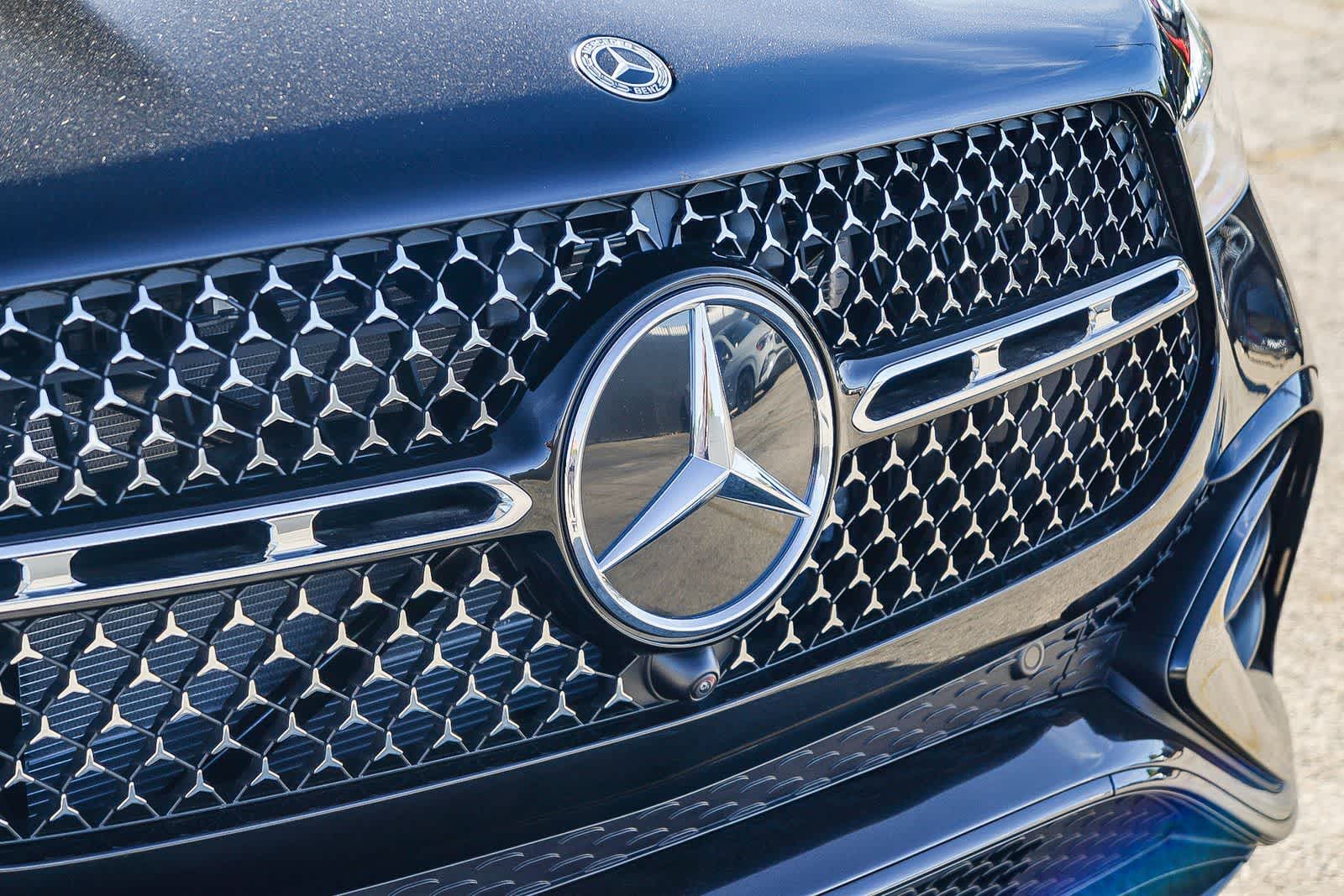 Thumbnail: 2026 Mercedes-Benz GLE - 9