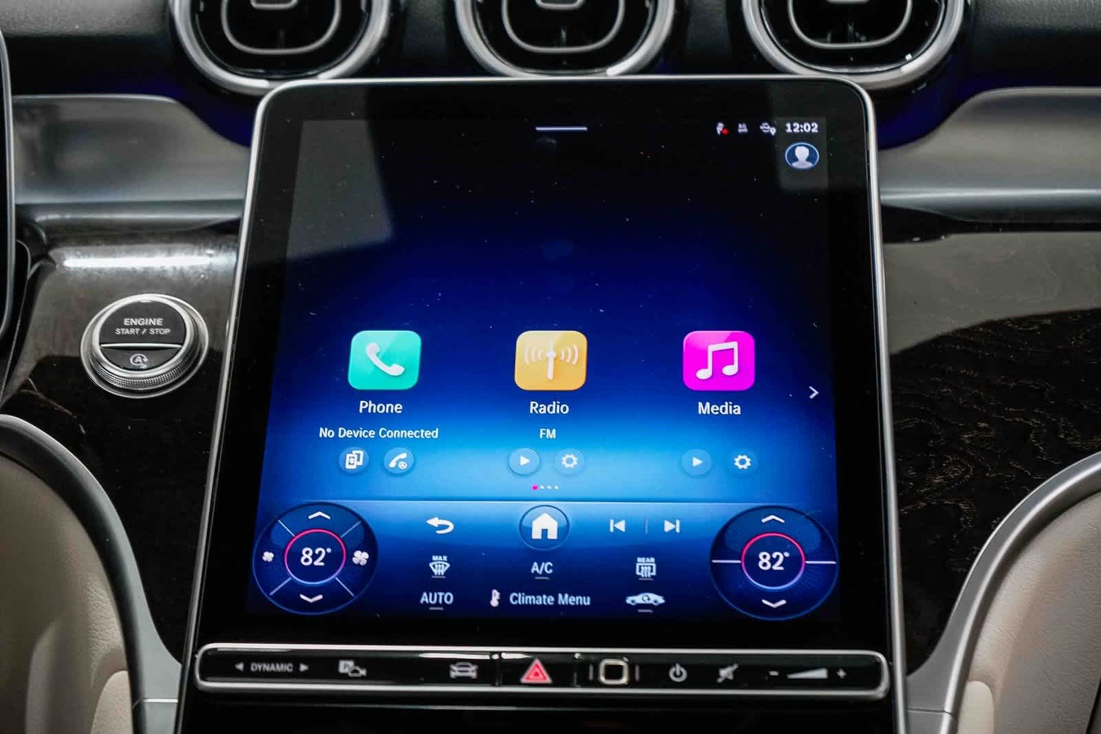 Thumbnail: 2025 Mercedes-Benz GLC - 14