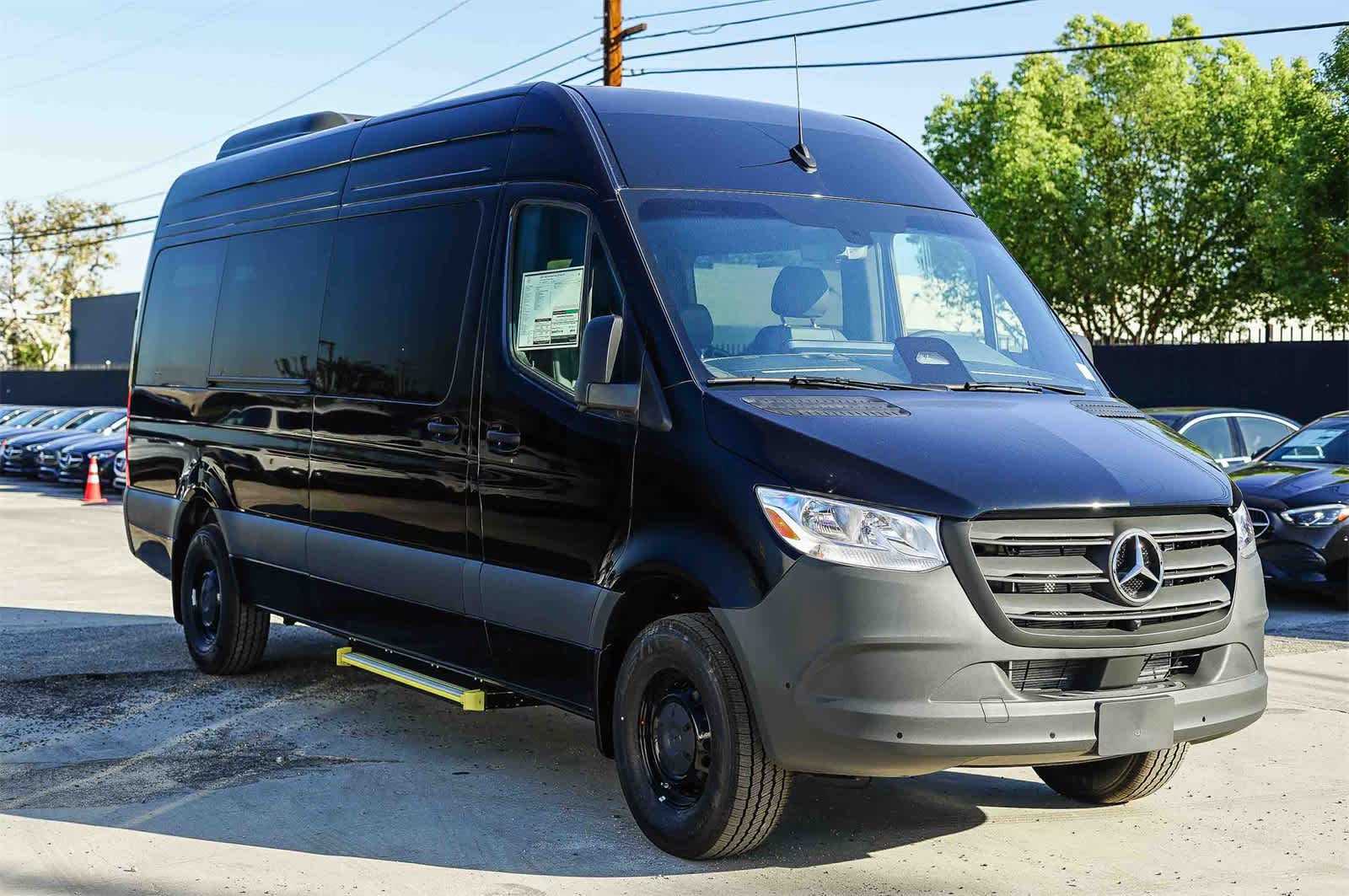 Thumbnail: 2026 Mercedes-Benz Sprinter - 5