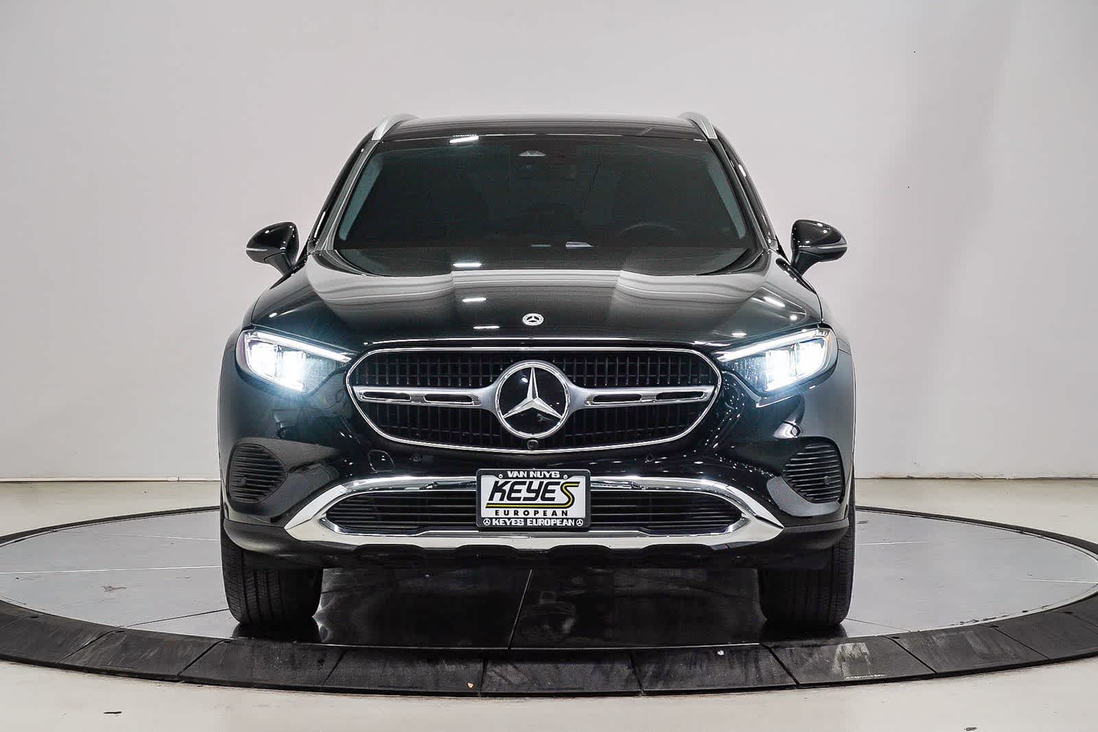 Thumbnail: 2026 Mercedes-Benz GLC - 6