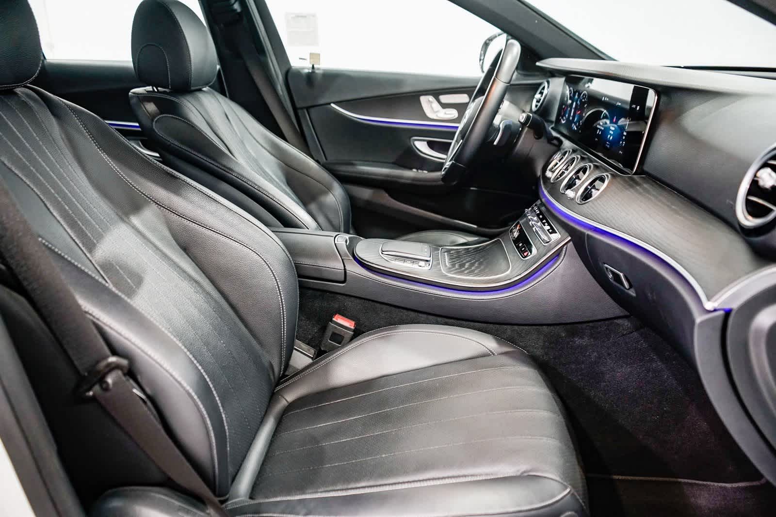 Thumbnail: 2022 Mercedes-Benz E-Class - 16