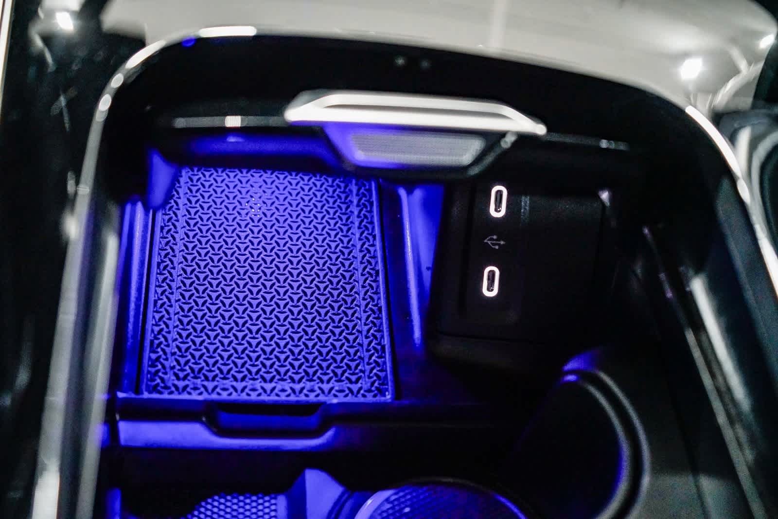 Thumbnail: 2025 Mercedes-Benz GLC - 22