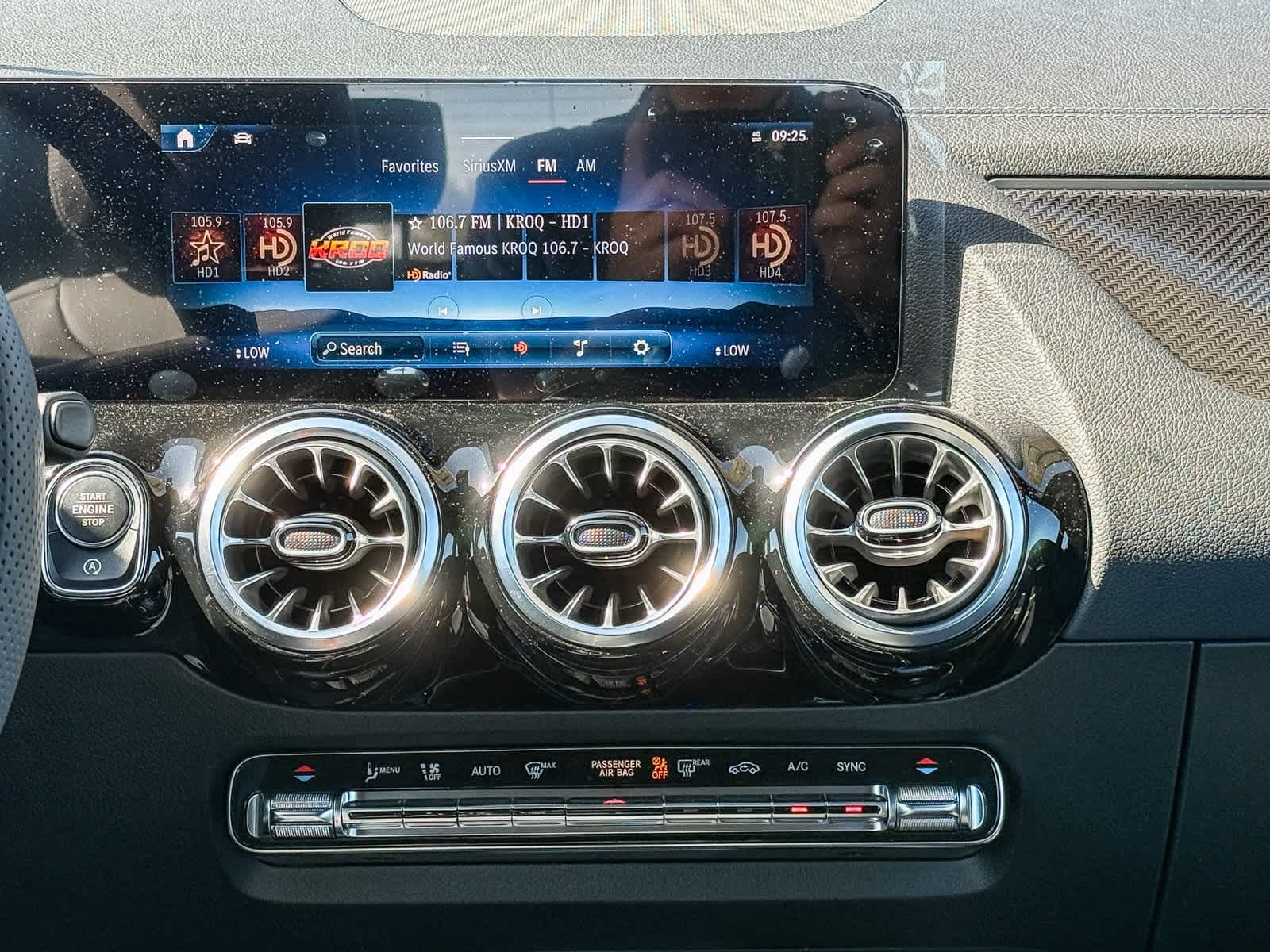 Thumbnail: 2025 Mercedes-Benz GLA - 14