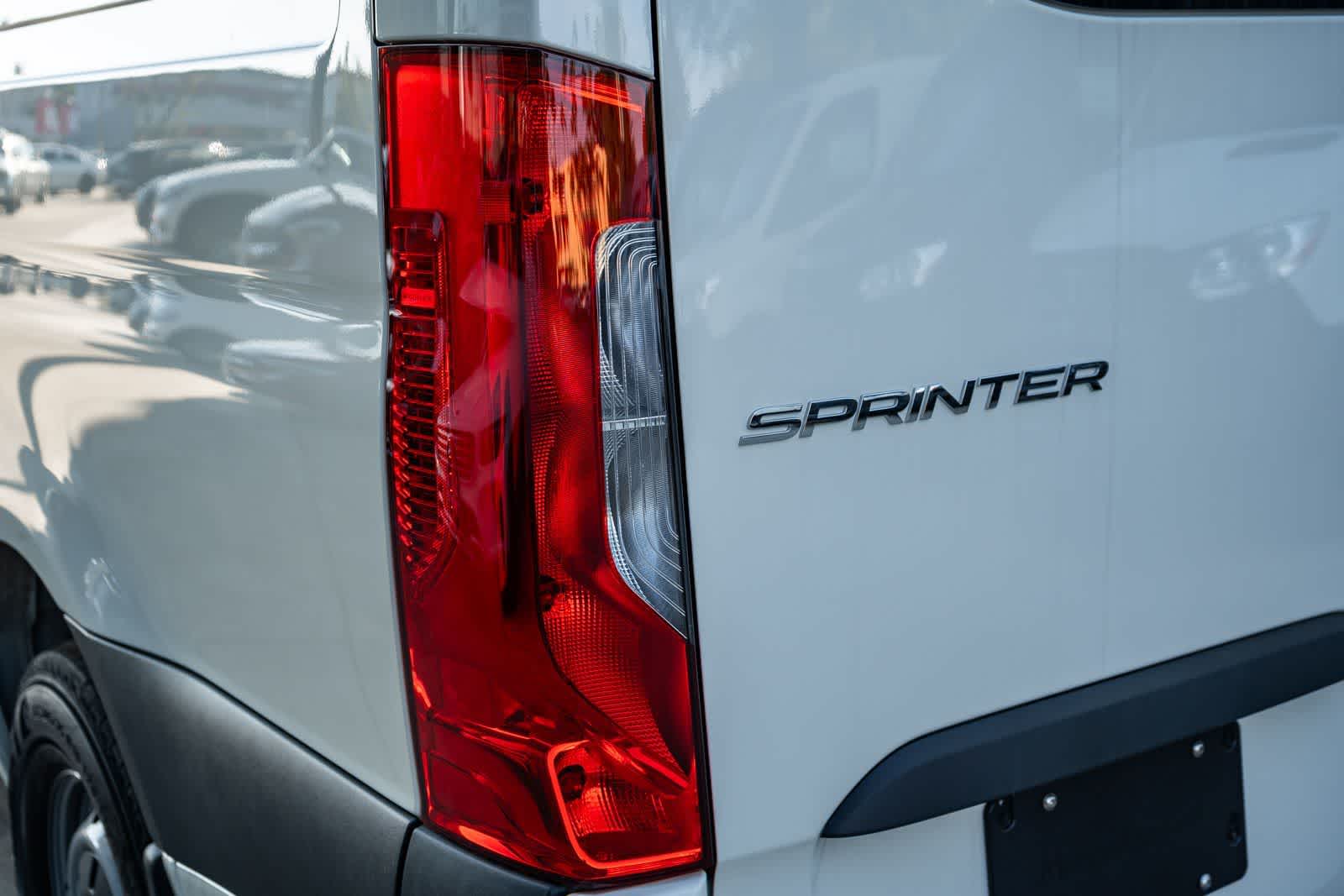 Thumbnail: 2026 Mercedes-Benz Sprinter - 7