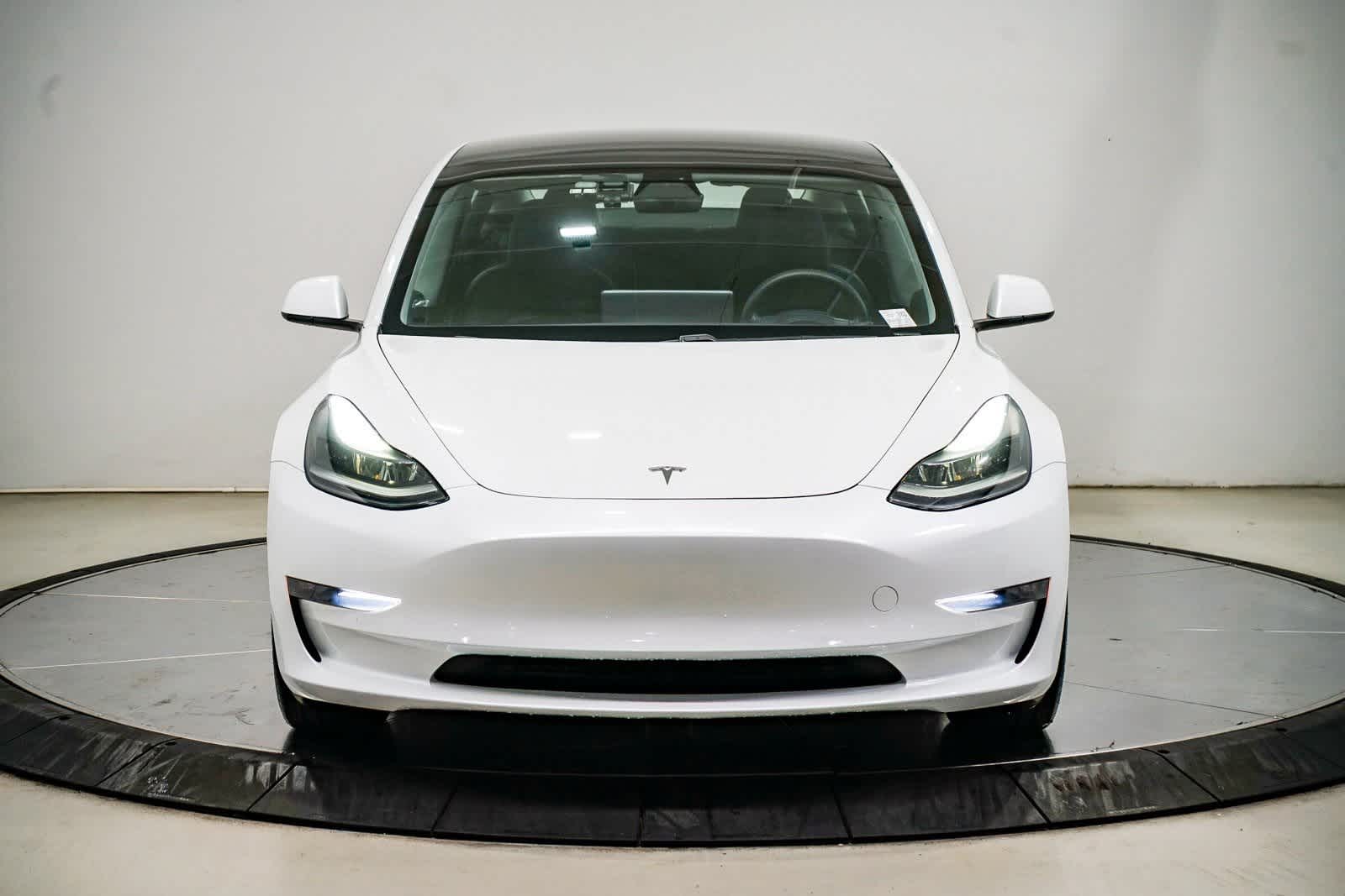 Thumbnail: 2021 Tesla Model 3 - 6