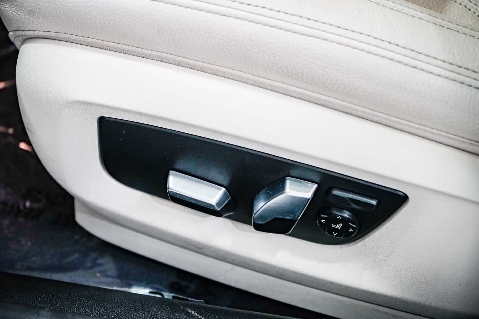 Thumbnail: 2023 BMW 5 Series - 20