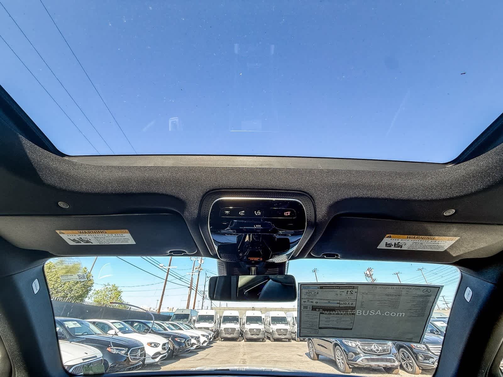 Thumbnail: 2025 Mercedes-Benz GLC - 17