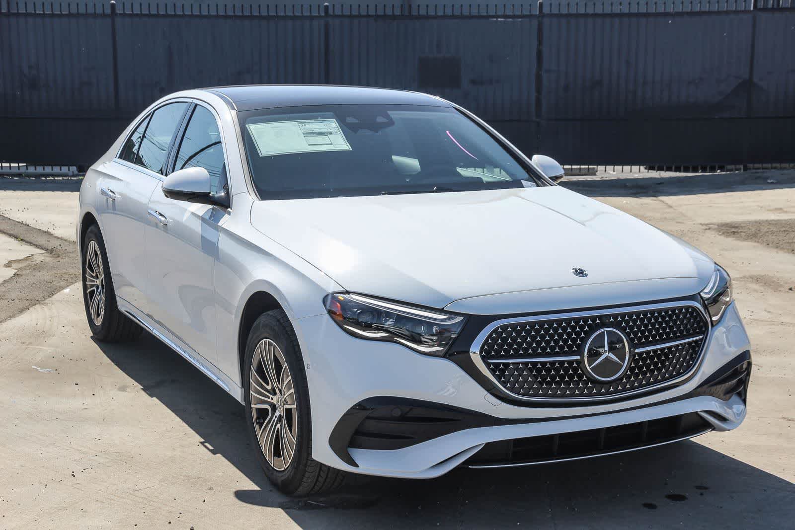Thumbnail: 2026 Mercedes-Benz E-Class - 3