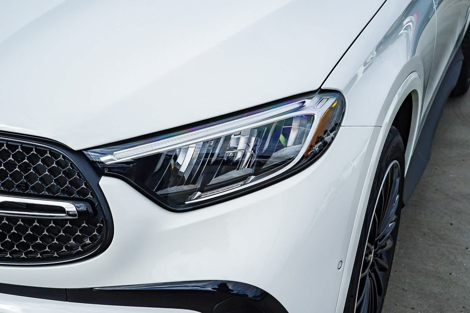 Thumbnail: 2026 Mercedes-Benz GLC - 7